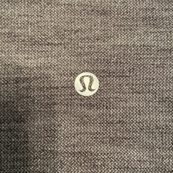 Lululemon align 5” shorts - Picture 3 of 6